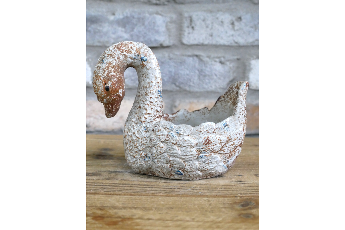Rustic Swan Planter Indoor/Outdoor