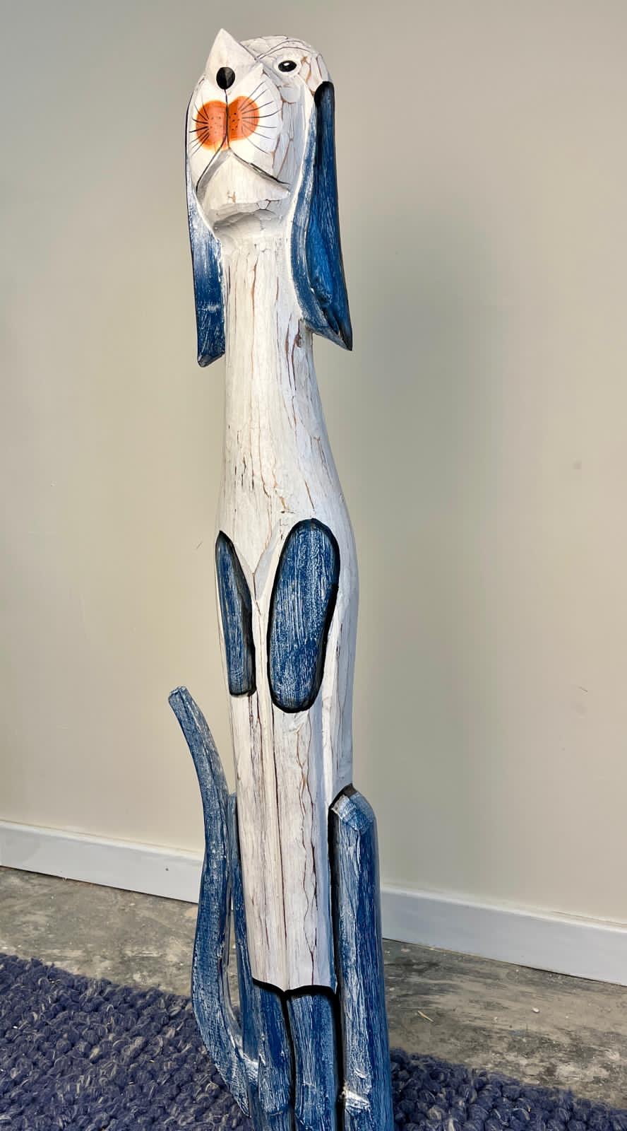 Wooden tall dog 97cm