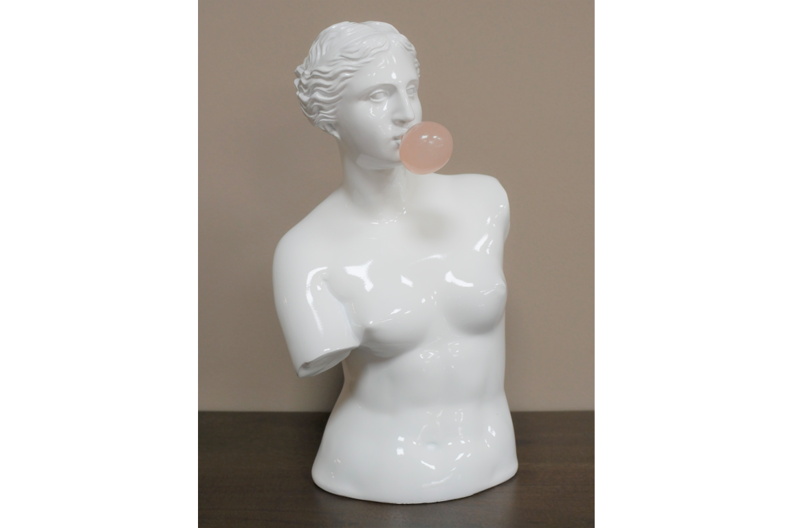 Bubble Gum lady