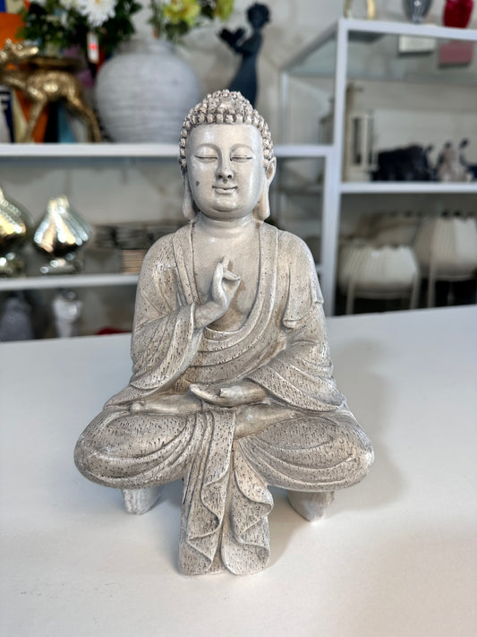 Sitting Buddha Statue