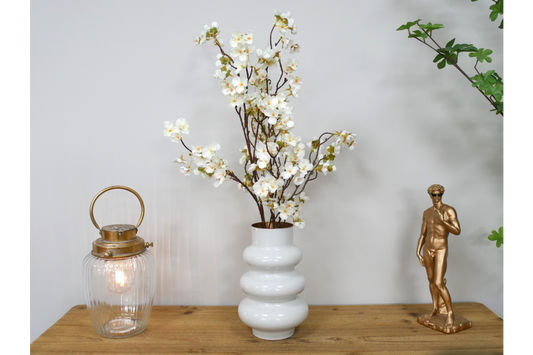 Metal Ripple Vase in Cream and Gold - Elegant