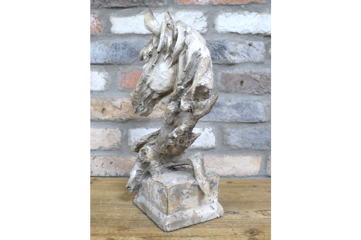 Wethered Stone Effect Horse Head Statue Bust - Detailed Sculpture for Home Decor