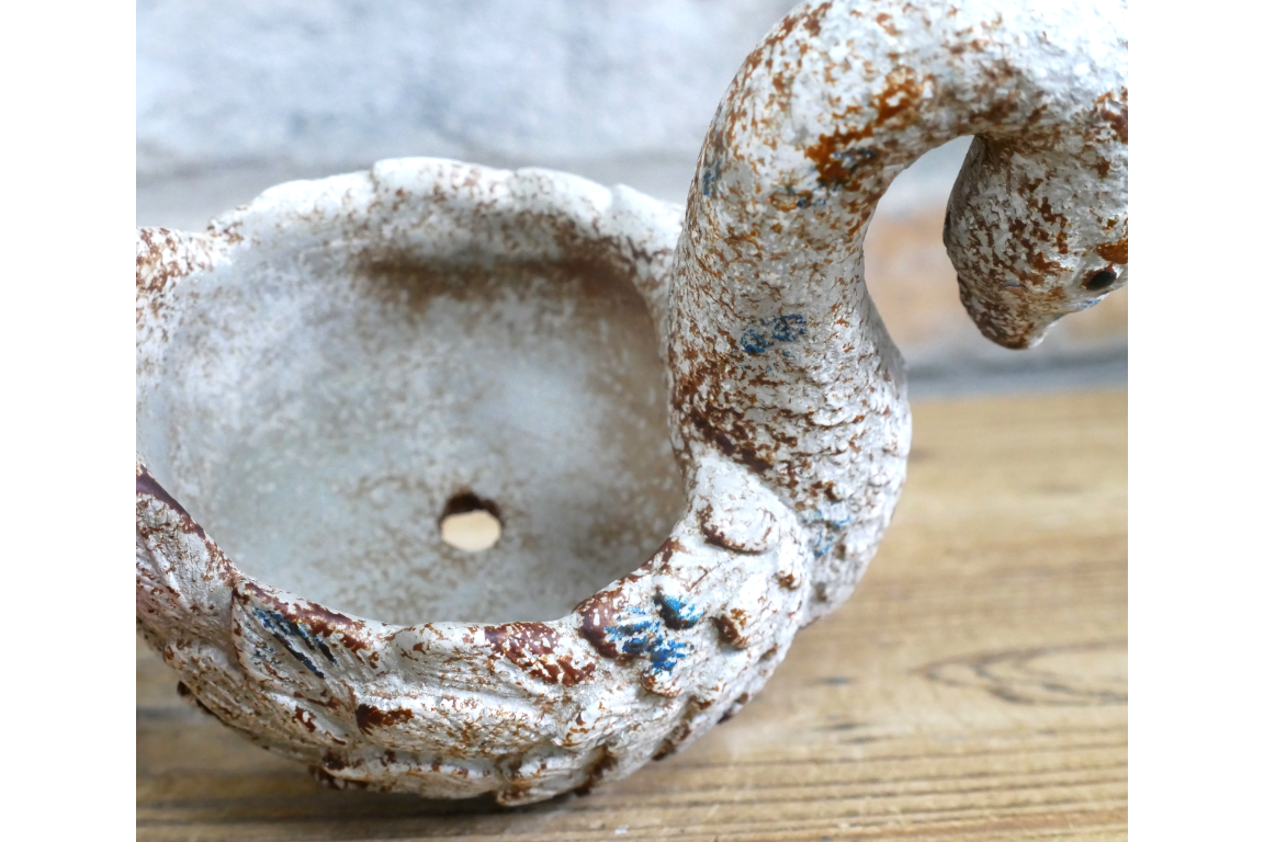 Rustic Swan Planter Indoor/Outdoor