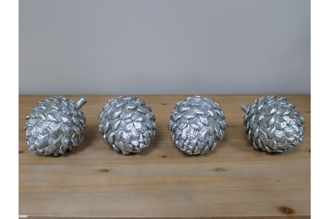 Set Of 4 Ornamental Silver Pinecones