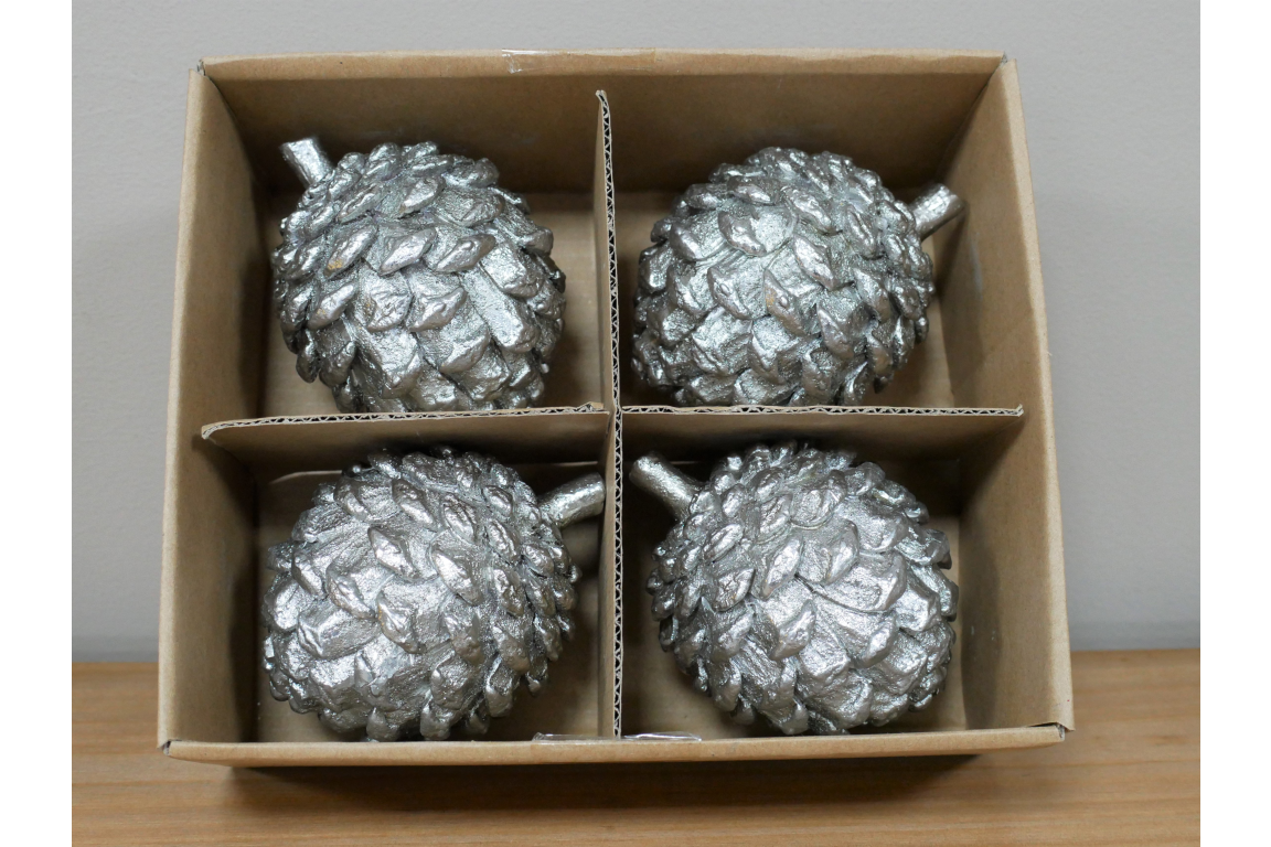 Set Of 4 Ornamental Silver Pinecones